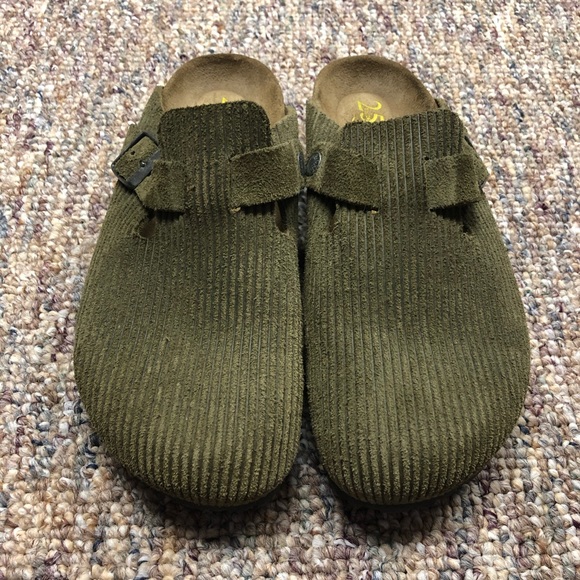 green birkenstock clogs